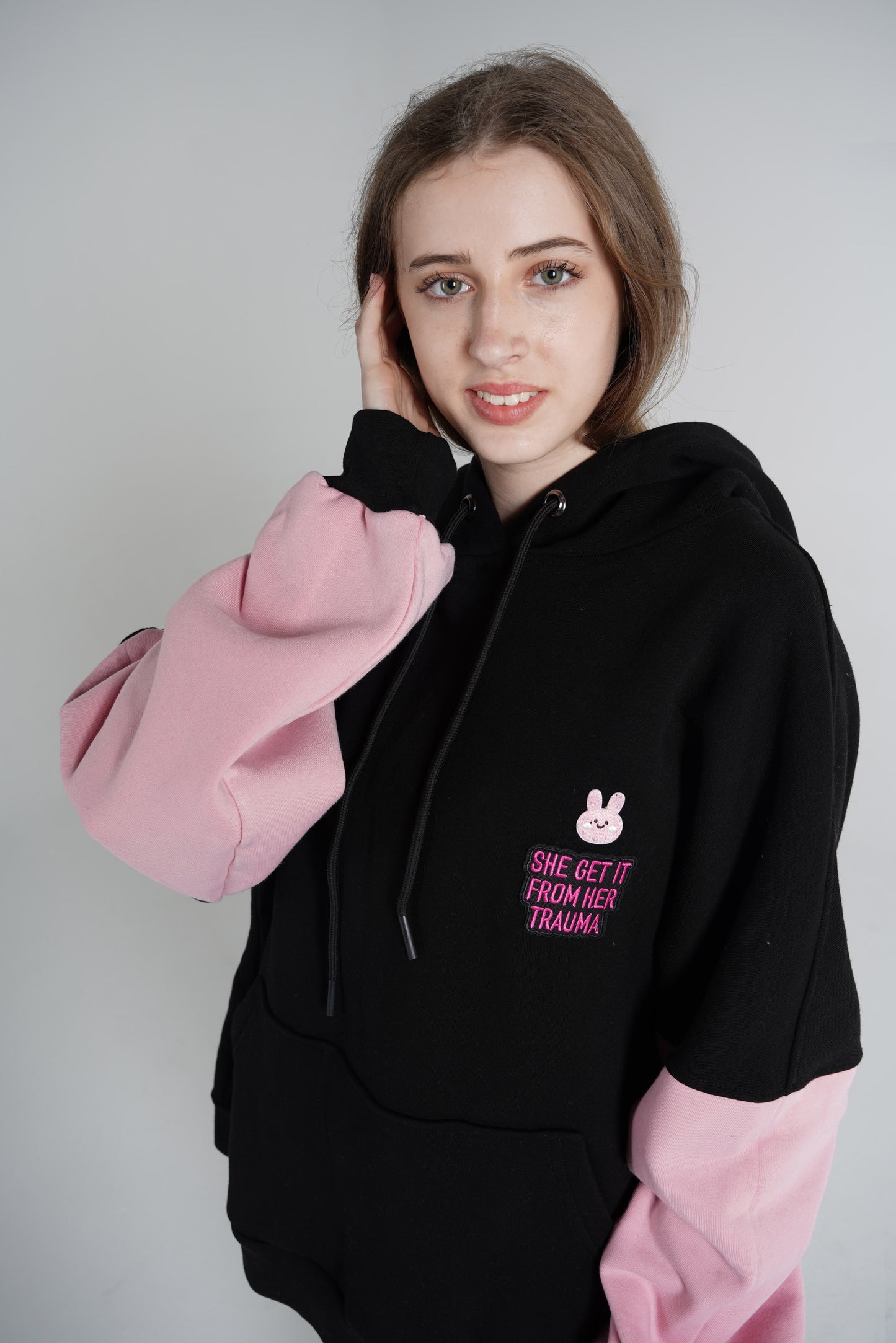 "She get it from her trauma" Hoodie